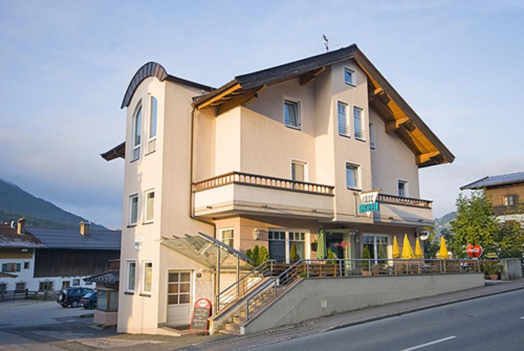Apartmenthaus Brixen & Haus Central Brixen im Thale Eksteriør bilde